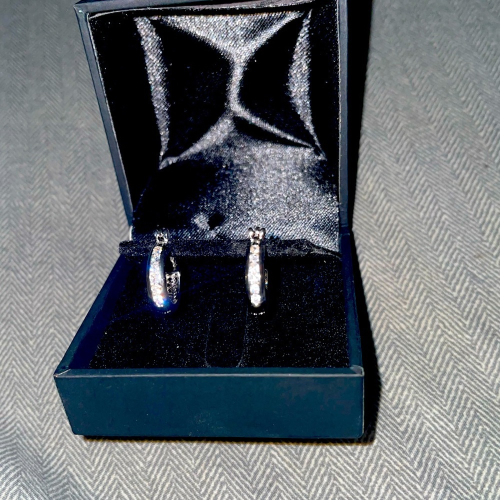 925 sterling silver cubic zirconia hoops